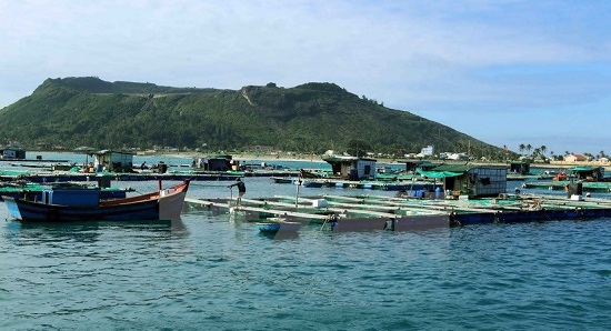 Seafood farming cages of the islanders (Photo: VNA)