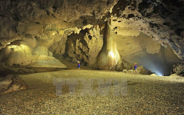 Inside the cave is a long golden sand strip. Photo: VNA