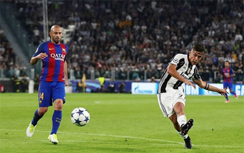 Dybala tỏa sáng mang về chiến thắng đậm cho Juventus. (Ảnh: Reuters)