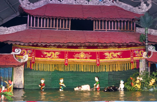 A water puppet performance