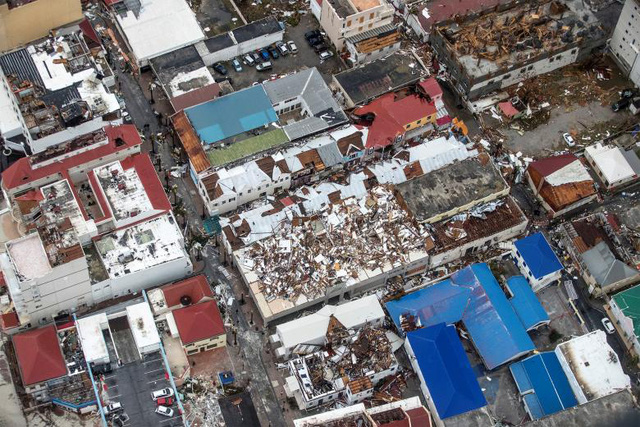 Thống đốc Ricardo Rossello cho biết siêu bão Irma đã phá hủy nặng nề Puerto Rico với mưa to, gió lớn, khiến 70% dân cư không có điện sinh hoạt.