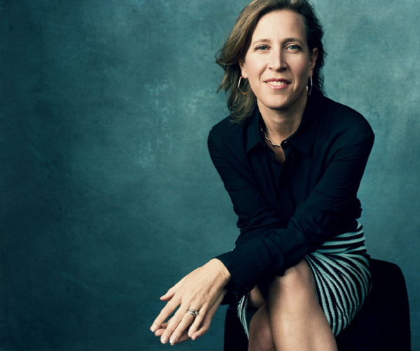 Ngay ở bên trên, vị trí thứ 8 là CEO của Youtube, bà Susan Wojcicki, 49 tuổi, với khối tài sản khoảng 410 triệu USD. (Ảnh: Glamour)