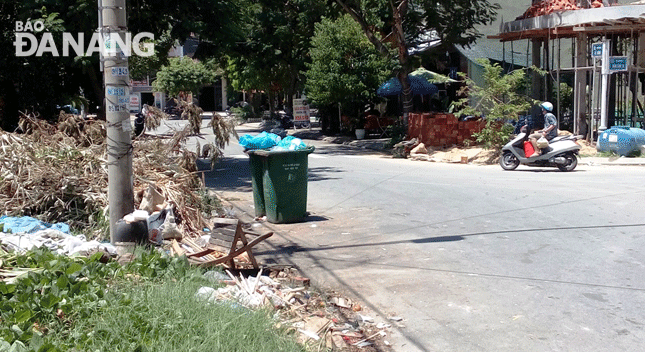 Tập kết rác ở khu dân cư