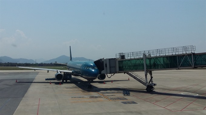 A Vietnam Airlines flight will carry Vietnamese fans from Da Nang to Jakarta, Indonesia to support the U23 football team playing in the semi-final match in the Asian Games on August 29.