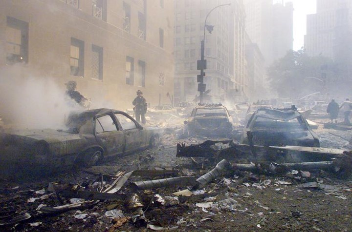 Quang cảnh New York sau vụ tấn công khủng bố kinh hoàng.