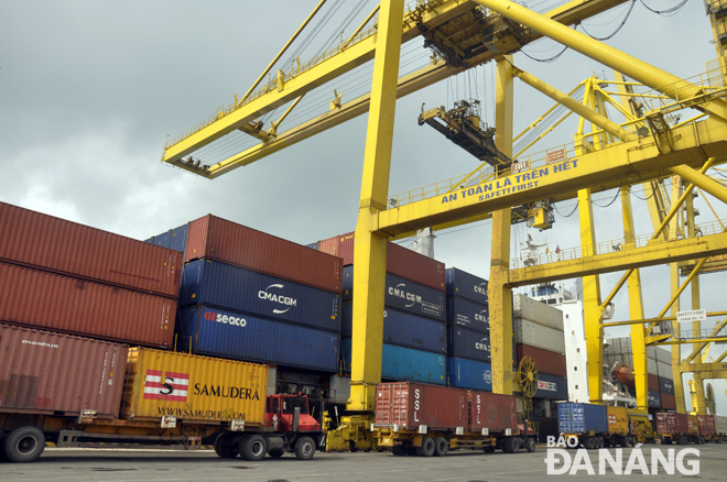  The Tien Sa Port, one of the Da Nang Port’s main terminals, is being flooded by increasing cargo shipments, and since 2020 onwards, it is unable to handle such cargo volumes.