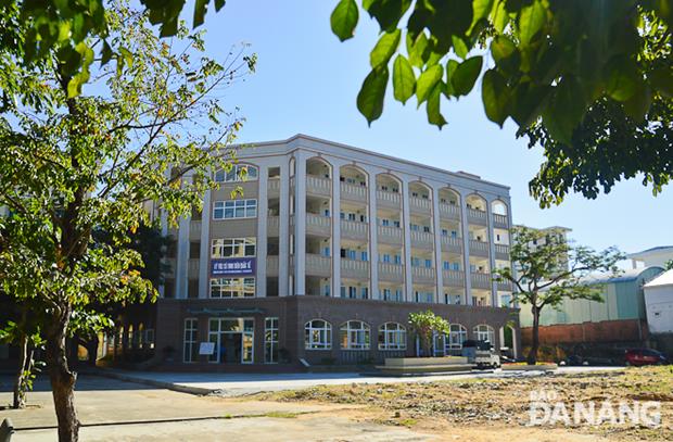 Under their bilateral cooperation agreement, the Vietnamese and Lao governments joined efforts to build a new accomodation hall of residence for Lao students at the campus of the University.