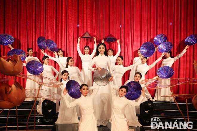 In the spotlight of programme is the inviting image of ‘ao dai’