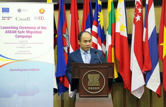 Kung Phoak, Deputy Secretary-General of ASEAN for the ASEAN Socio-Cultural Community speaks at the event (Photo: VNA)