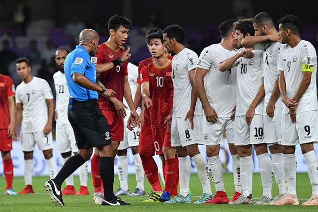 Kịch bản nào để đội tuyển Việt Nam giành vé vào vòng 1/8 Asian Cup 2019?