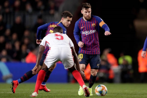 Lionel Messi và Coutinho thay nhau toả sáng, Barca 