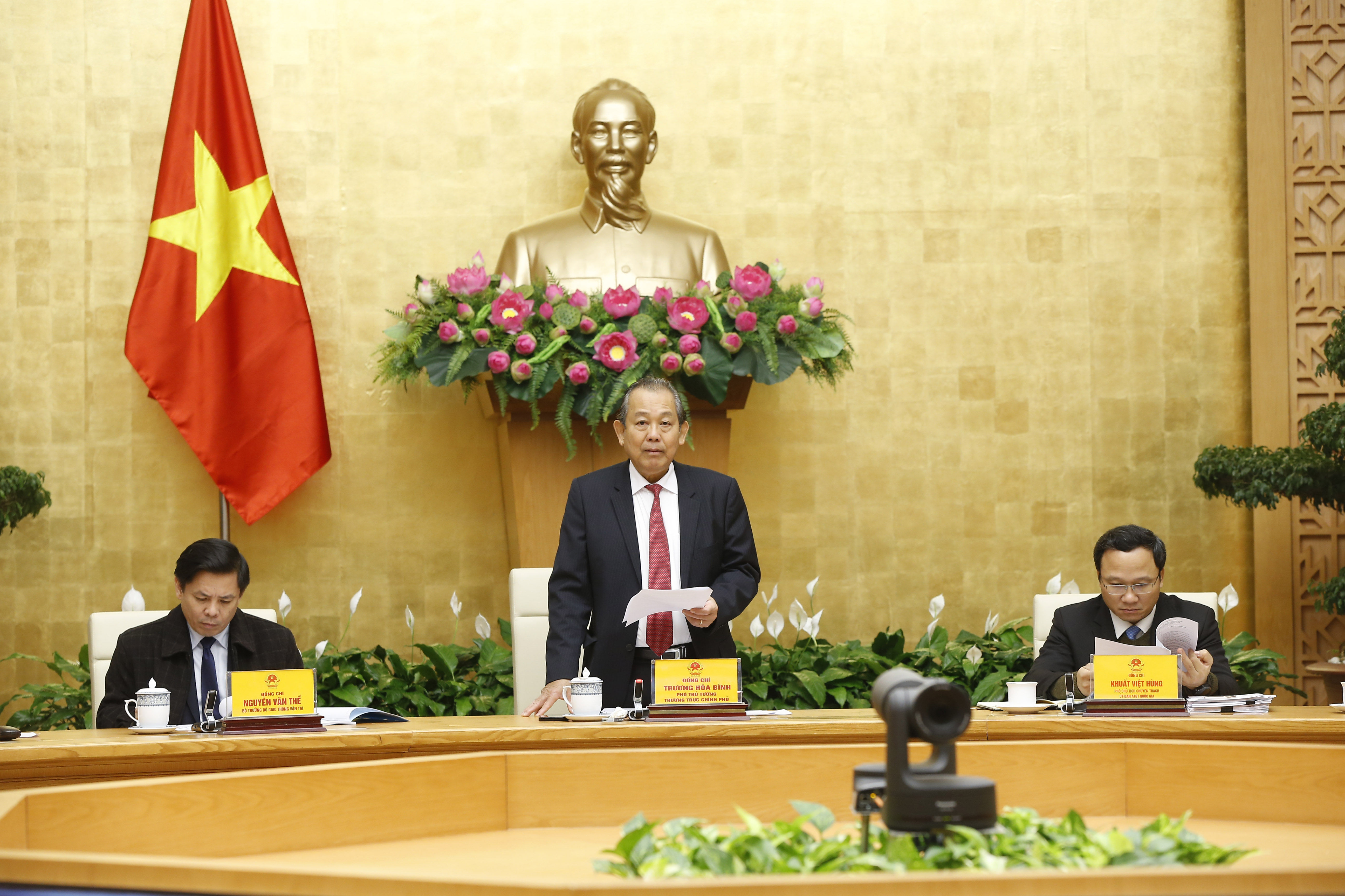 Phó Thủ tướng Thường trực Chính phủ Trương Hoà Bình phát biểu tại Hội nghị. Ảnh: VGP/Lê Sơn