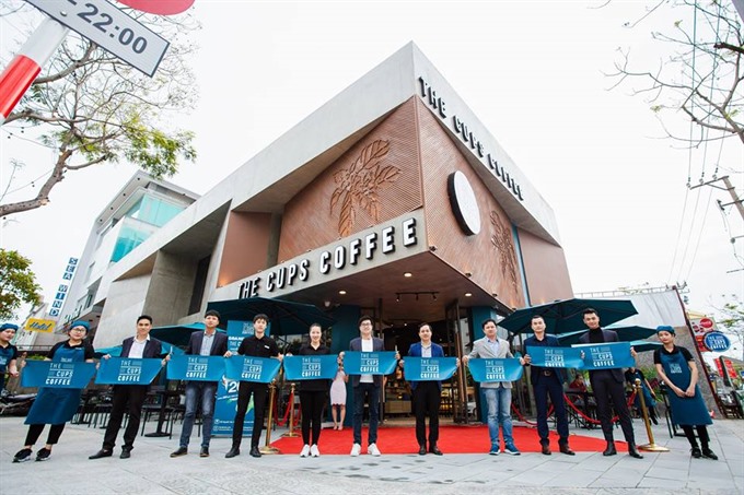 The first Cups Coffee shop opens on Le Duan Street in Da Nang