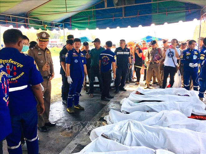 Vụ 5 người Việt Nam tử vong do tai nạn giao thông ở Thái Lan: Hỗ trợ gia đình nạn nhân làm thủ tục đưa thi hài về nước sớm nhất