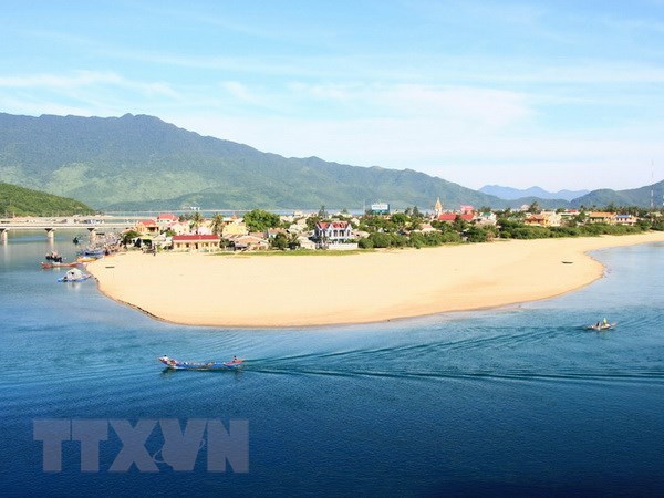 A corner of Thua Hien-Hue's Lang Co Bay (Photo: VNA)