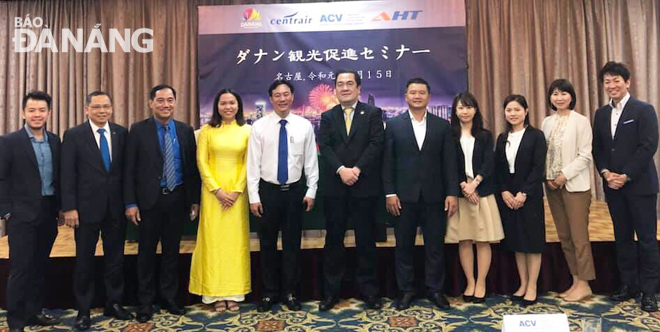 Representatives from the Da Nang Department of Tourism, the Chubu Centrair Airpor