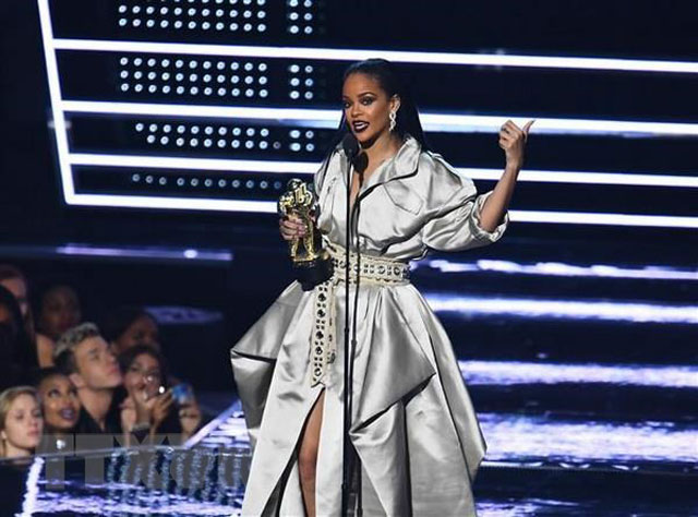 Rihanna - biểu tượng nữ doanh nhân thành đạt