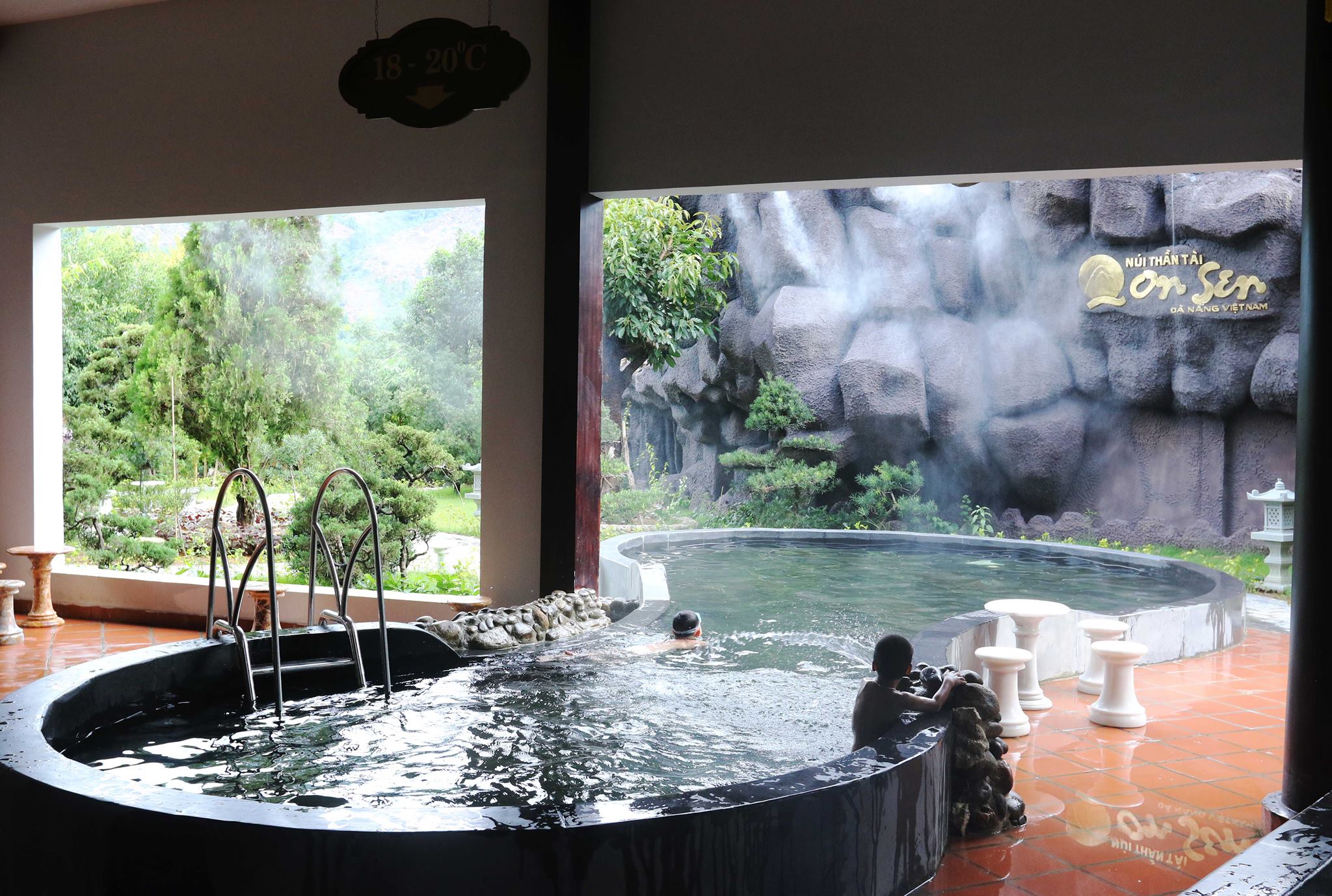 Thưởng thức văn hóa tắm Onsen Nhật Bản ngay tại khu du lịch Núi Thần Tài