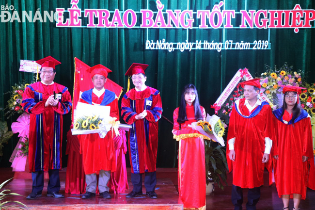 Đại học Bách khoa Đà Nẵng: Trao bằng cho hơn 1.500 tân kỹ sư, cử nhân
