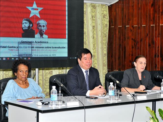 Tôn vinh giá trị tư tưởng của hai Lãnh tụ cách mạng Hồ Chí Minh và Fidel Castro