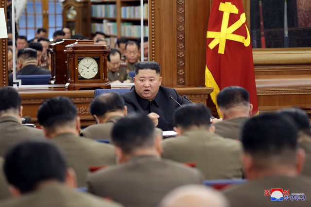 Ông Kim Jong-un chủ trì hội nghị quân sự giữa lúc căng thẳng với Mỹ