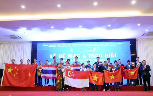 Việt Nam giành 15 HCV tại kỳ thi Olympic toán học và khoa học quốc tế 2019.