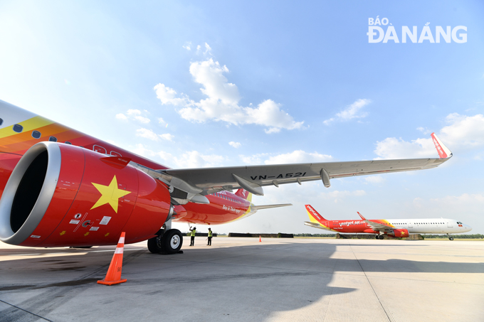 Xem xét khôi phục một số đường bay đến Trung Quốc
