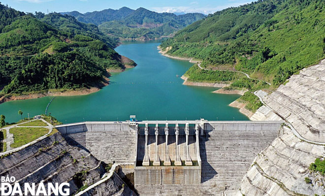 Thủy điện Sông Bung dừng xả nước 6 ngày: Khẩn trương ứng phó nhiễm mặn, thiếu nước