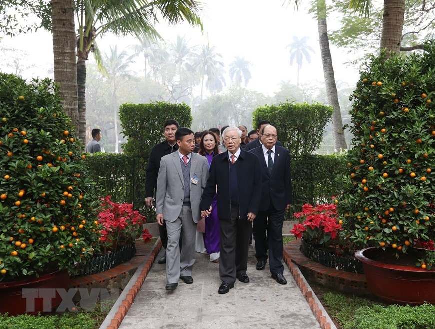 Tổng Bí thư, Chủ tịch nước Nguyễn Phú Trọng thăm Khu Di tích Chủ tịch Hồ Chí Minh tại Phủ Chủ tịch. (Ảnh: Trí Dũng/TTXVN)