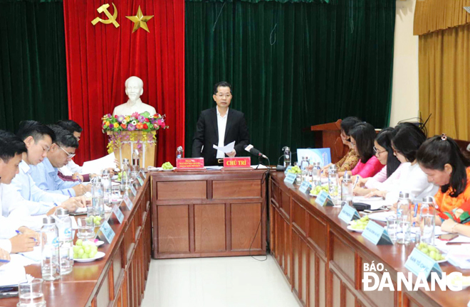 Phát biểu tại buổi làm việc, Phó Bí thư Thường trực Thành ủy Nguyễn Văn Quảng ghi nhận những kết quả Hội LHPN thành phố đạt được trong thời gian qua. Ảnh: NGỌC HÀ