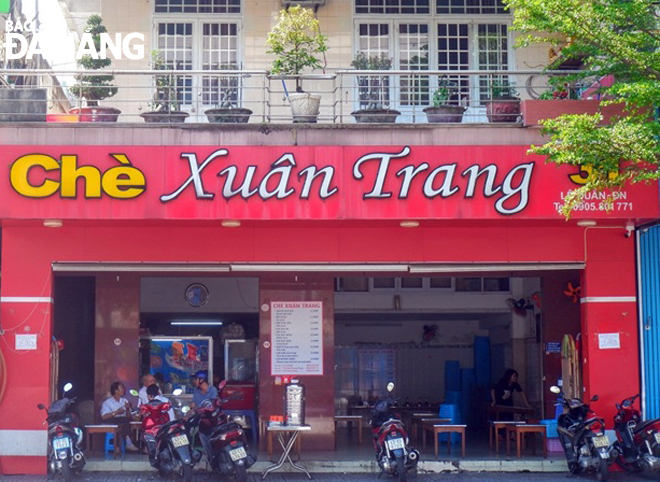Một góc quán chè Xuân Trang tại 31 Lê Duẩn. 