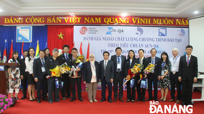 Đoàn chuyên gia nước nước ngoài đến  Đại học Đà Nẵng kiểm định các chương trình đào tạo theo chuẩn quốc tế AUN- QA.
