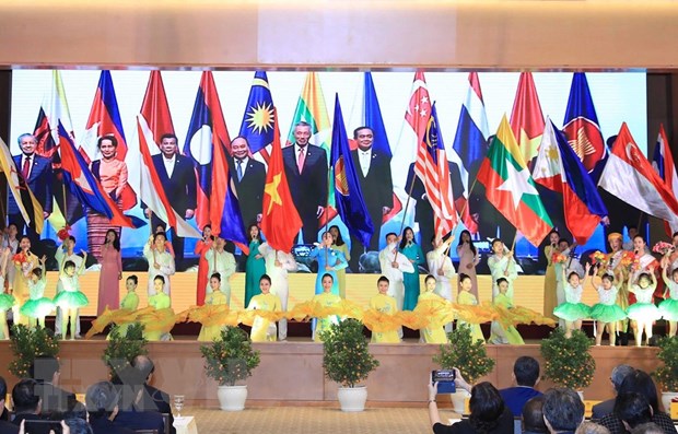 ASEAN 2020: Bảo vệ Ngôi nhà chung ASEAN trước đại dịch Covid-19