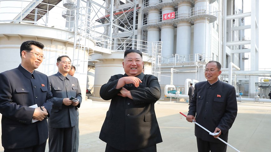Truyền thông Triều Tiên hôm 2/5 đã đưa tin về hoạt động mới nhất của nhà lãnh đạo Kim Jong-un. (Nguồn: SBS)