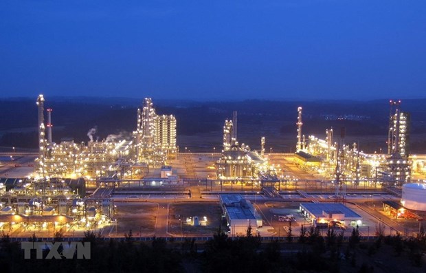 Nhà máy lọc dầu Dung Quất - Công ty Lọc hóa dầu Bình Sơn tại Khu kinh tế Dung Quất, tỉnh Quảng Ngãi. (Ảnh: Nguyễn Đăng Lâm/TTXVN)