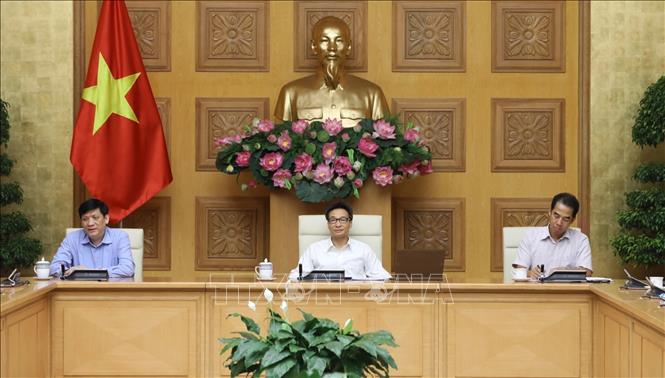 Phó Thủ tướng Vũ Đức Đam: Tập trung cao nhất nhằm khoanh gọn, sớm dập ổ dịch ở Đà Nẵng