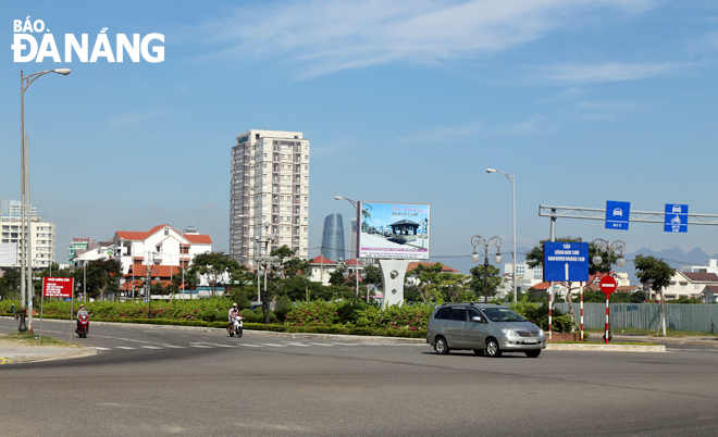 Ngã ba Phạm Văn Đồng - Võ Nguyên Giáp, thành phố Đà Nẵng.  Ảnh: V.T.L