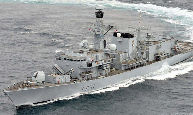 Tàu hộ vệ HMS Argyll của Anh diễn tập trên Biển Đông cùng hải quân Mỹ hồi tháng 1-2019. Ảnh: Royal Navy. 