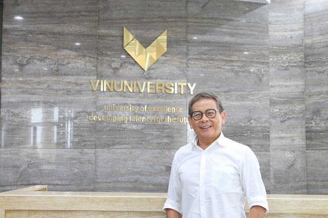 GS Dương Nguyên Vũ hiện là Viện trưởng danh dự Viện Kỹ thuật và Khoa học Máy tính, trường đại học VinUni.