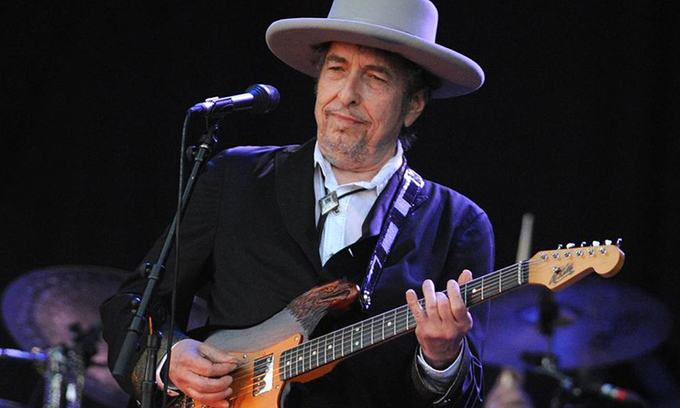 Bob Dylan vắng mặt ở lễ trao giải Nobel Văn học năm 2016, ông gửi bài diễn từ đến ban tổ chức. Ảnh: AFP.