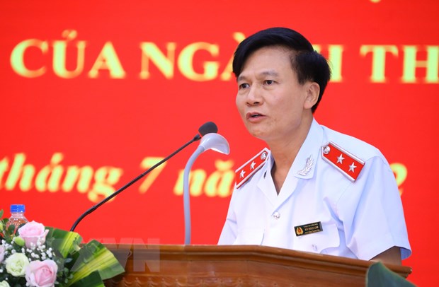 Phó Tổng Thanh tra Chính phủ Bùi Ngọc Lam trình bày báo cáo tại Hội nghị. (Ảnh: Văn Điệp/TTXVN)