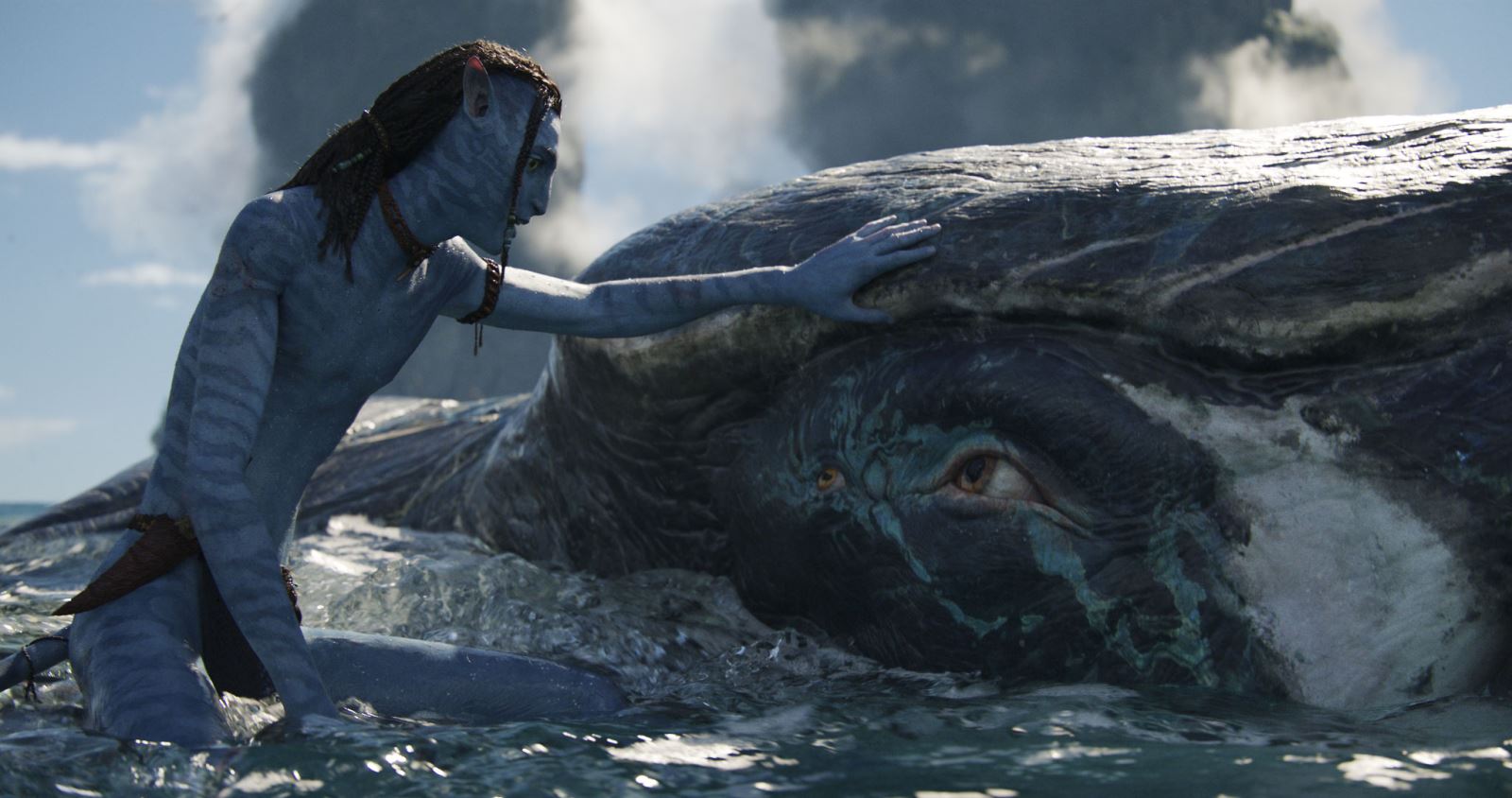 Siêu phẩm 'Avatar 2' thống trị màn ảnh Bắc Mỹ