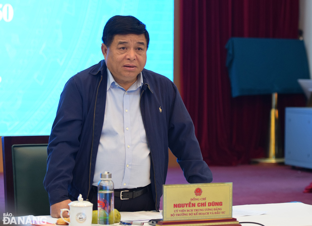 Bộ trưởng Nguyễn Chí Dũng nhấn mạnh vai trò, sứ mệnh mới của Đà Nẵng. Ảnh: HOÀNG HIỆP