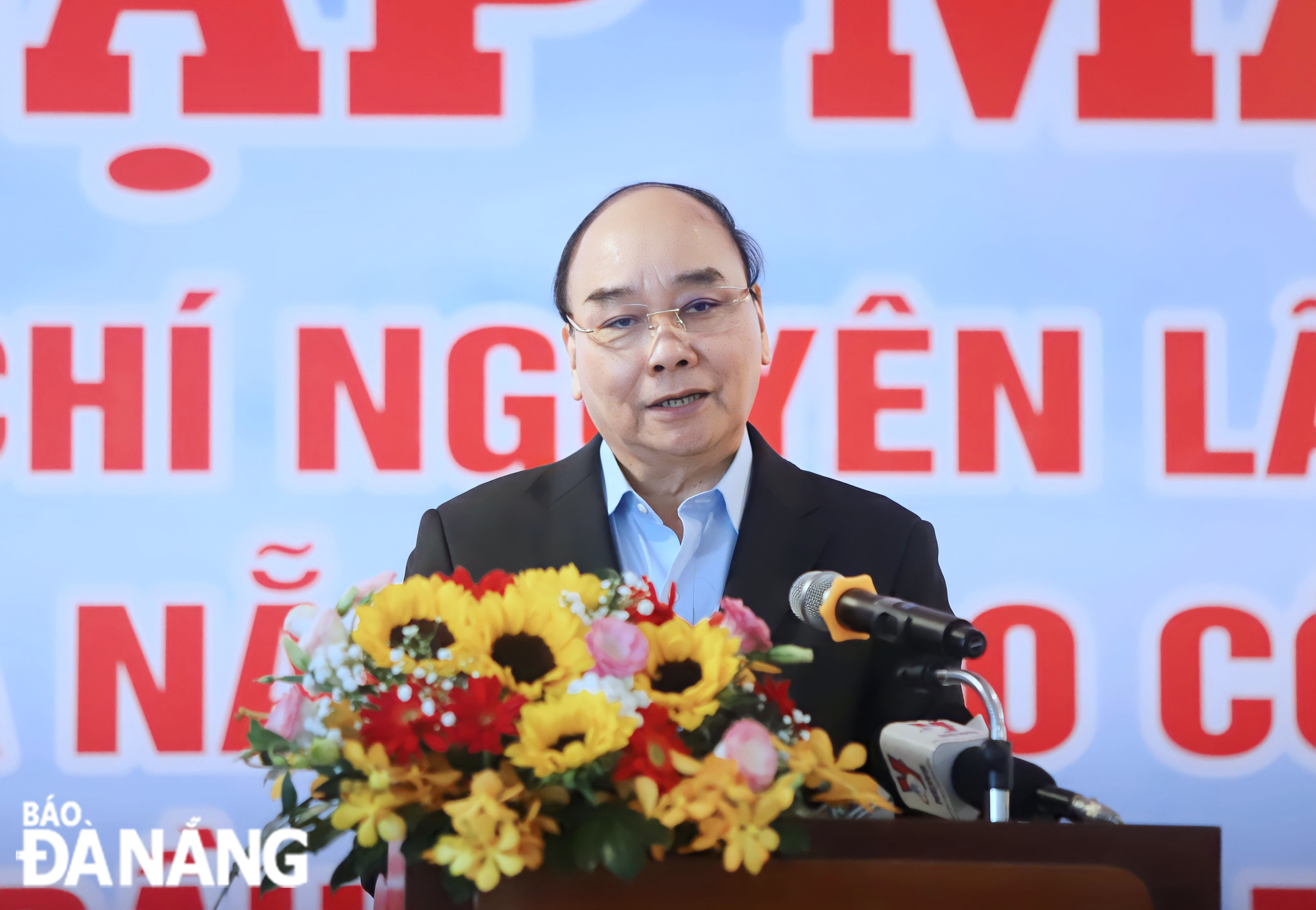 Chủ tịch nước Nguyễn Xuân Phúc phát biểu tại buổi gặp  mặt. Ảnh: NGỌC PHÚ