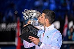 Djokovic lần thứ 10 vô địch Australian Open, trở lại số 1 thế giới