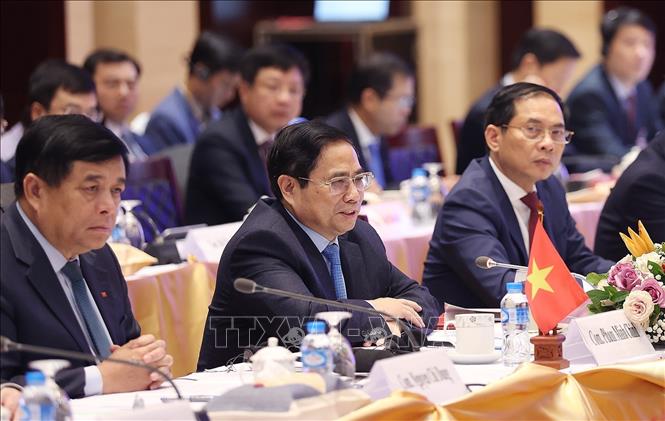 Thủ tướng Phạm Minh Chính phát biểu tại Kỳ họp lần thứ 45 Ủy ban liên Chính phủ Việt Nam – Lào. Ảnh: TTXVN