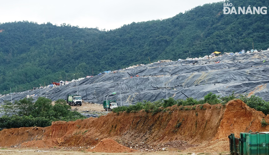 Bãi rác Khánh Sơn đang được vận hành an toàn, dù đã tiếp nhận 3.100 tấn rác trong ngày 20-1 (29 tháng Chạp)