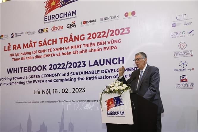 Chủ tịch EuroCham Alain Cany phát biểu tại lễ ra mắt Sách Trắng 2022 - 2023. Ảnh: Trần Việt/TTXVN