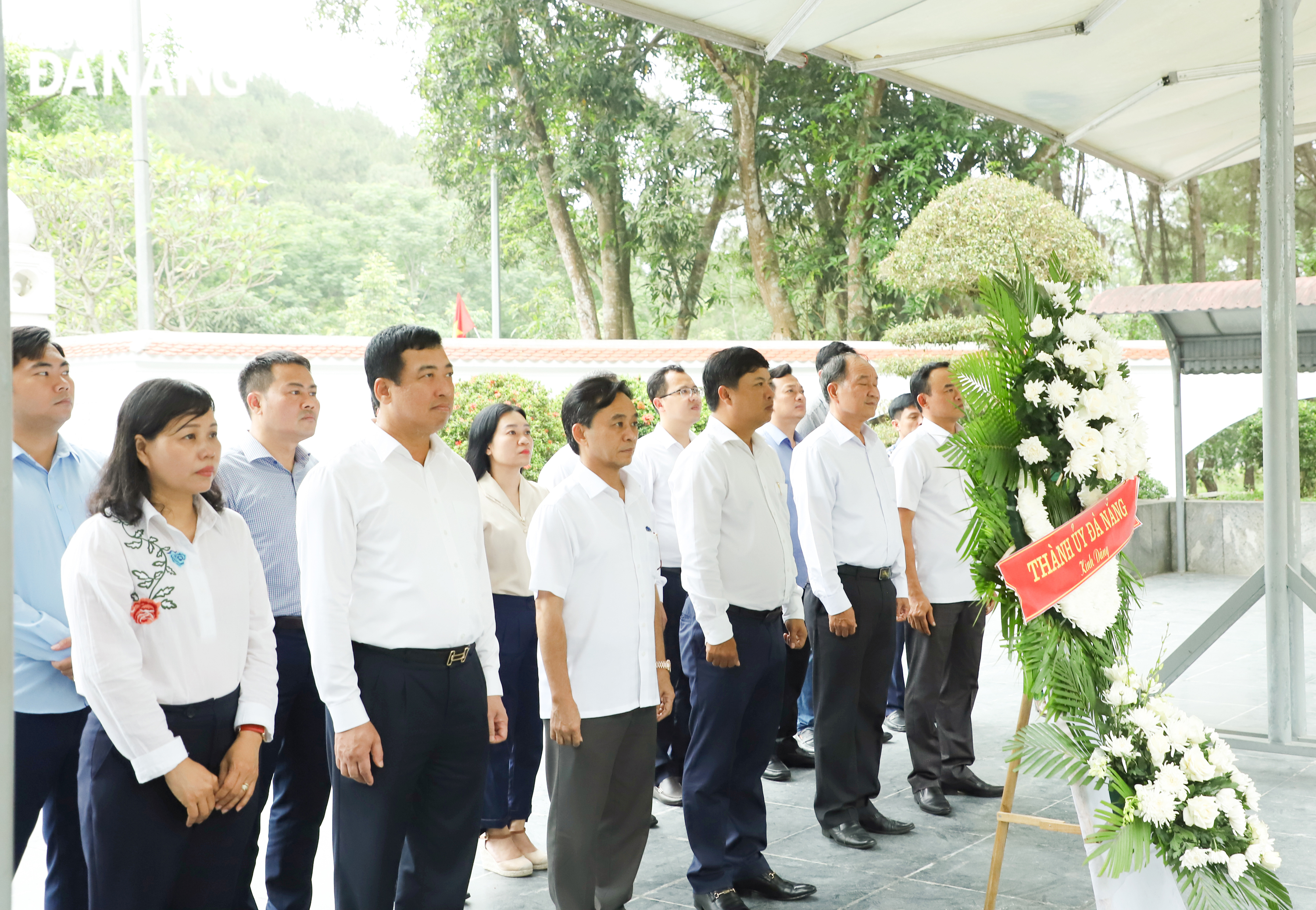 Lãnh đạo thành phố dâng hương khu mộ cố Tổng Bí thư Trần Phú và Khu di tích lịch sử Ngã ba Đồng Lộc