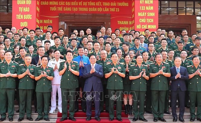 Thủ tướng Phạm Minh Chính và các đại biểu tham dự buổi lễ. Ảnh: Trọng Đức/TTXVN